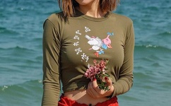 美女被抽插到哭内射视频免费